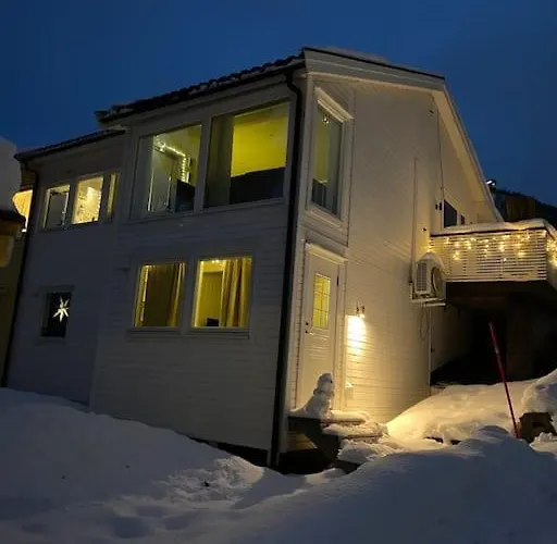 Hus I Naerheten Av Fjellheisen Апартаменты *